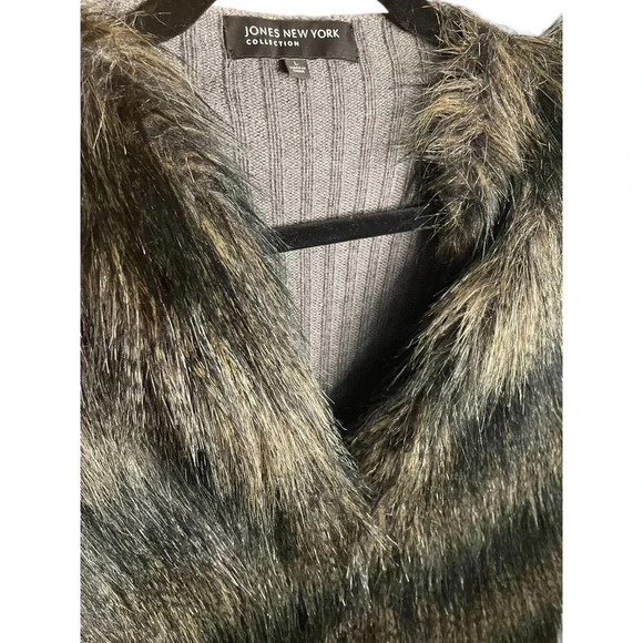 Jones New York Brown Faux Fur and Knit Grey Back Vest Size Large - Picture 3 of 8
